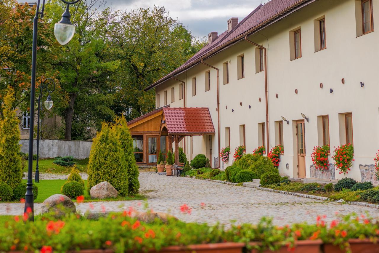 Hotel Karczyce Kültér fotó